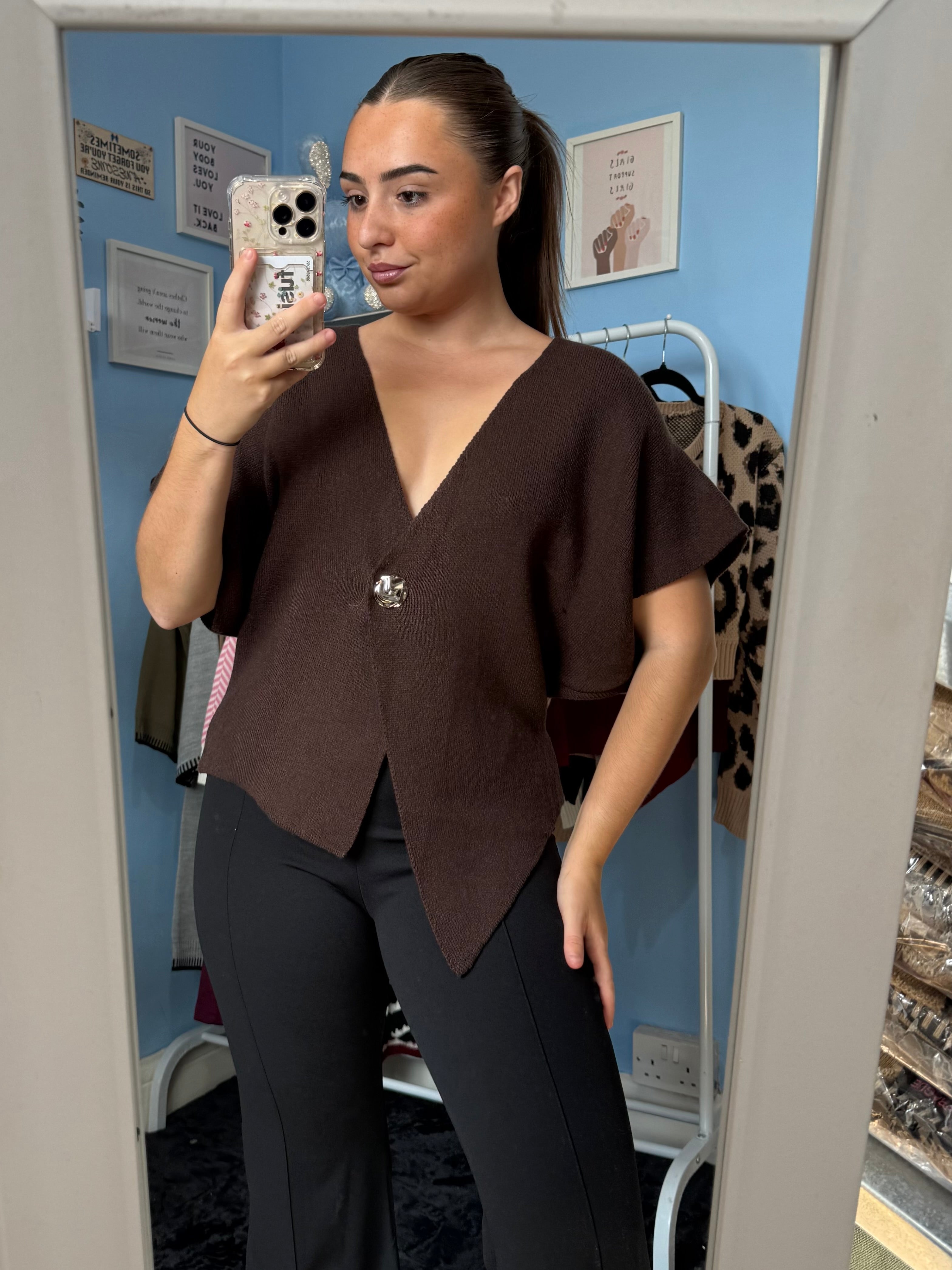 MOLLY fine knit button top